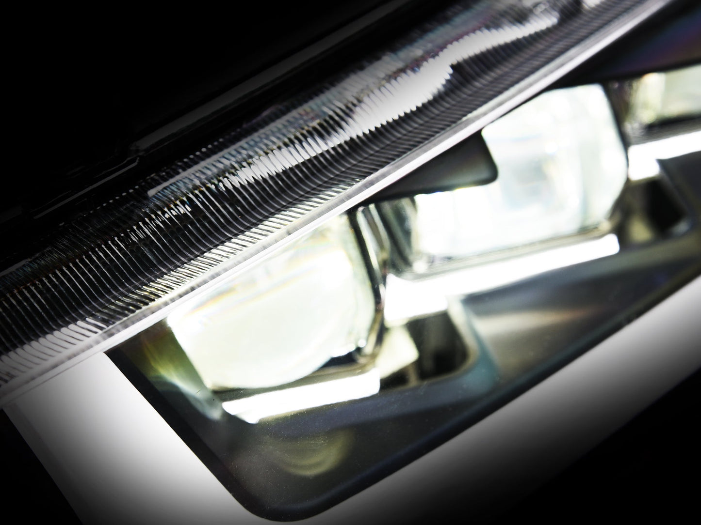 Quad Pro LED Projector Headlights <br> 07-15 Toyota Tundra, 08-15 Sequoia